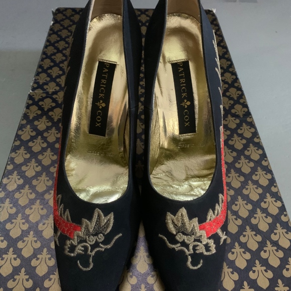 Patrick Cox black pumps - Picture 3 of 4